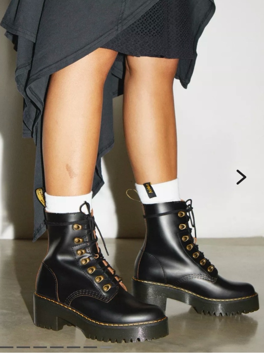 Dr. Martens Leona Black Platform Lace-Up Combat Boots size 8-8.5